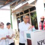 { \Illuminate\Support\Str::words($kategorix->post_title, 30, '') }}