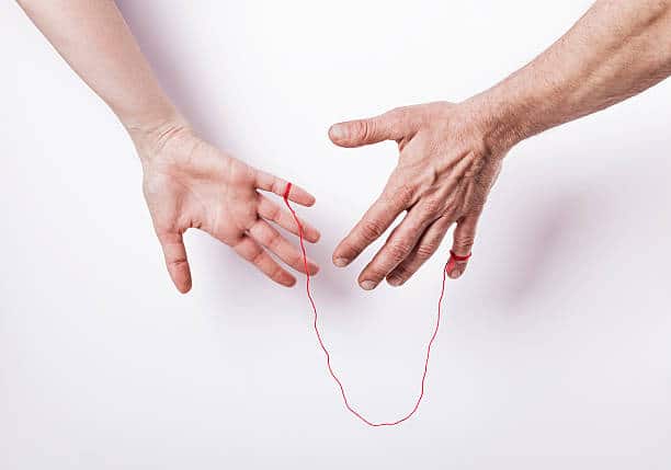 Mengenal Fenomena "Red String Theory": Teori Benang Merah Penghubung Takdir