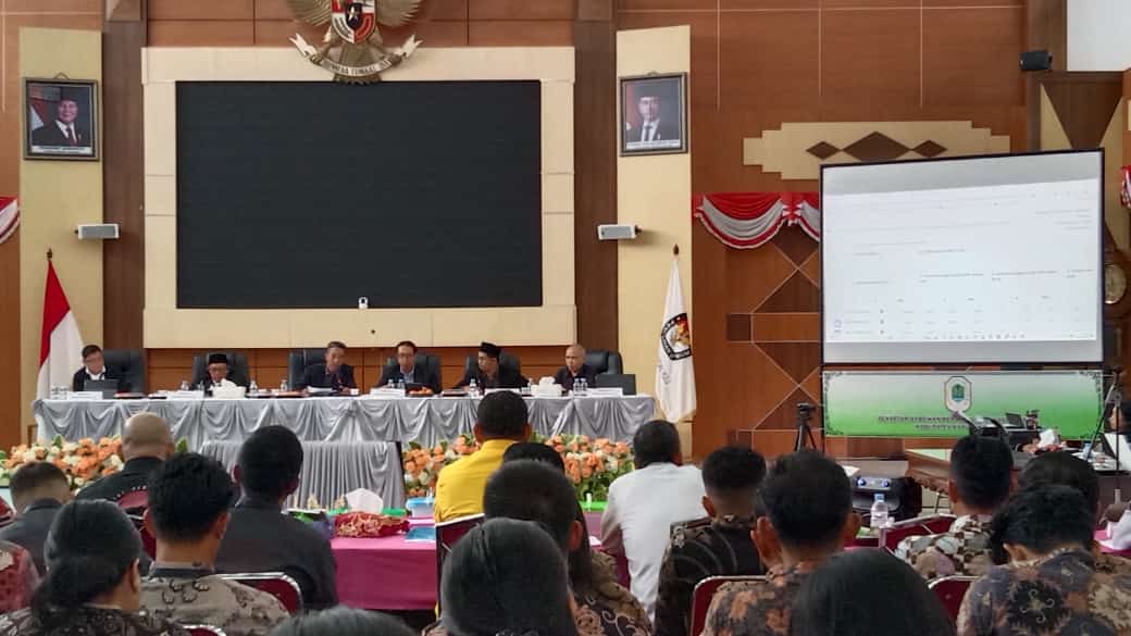 KPU Kapuas Hulu Gelar Rekapitulasi Suara Pilkada 2024