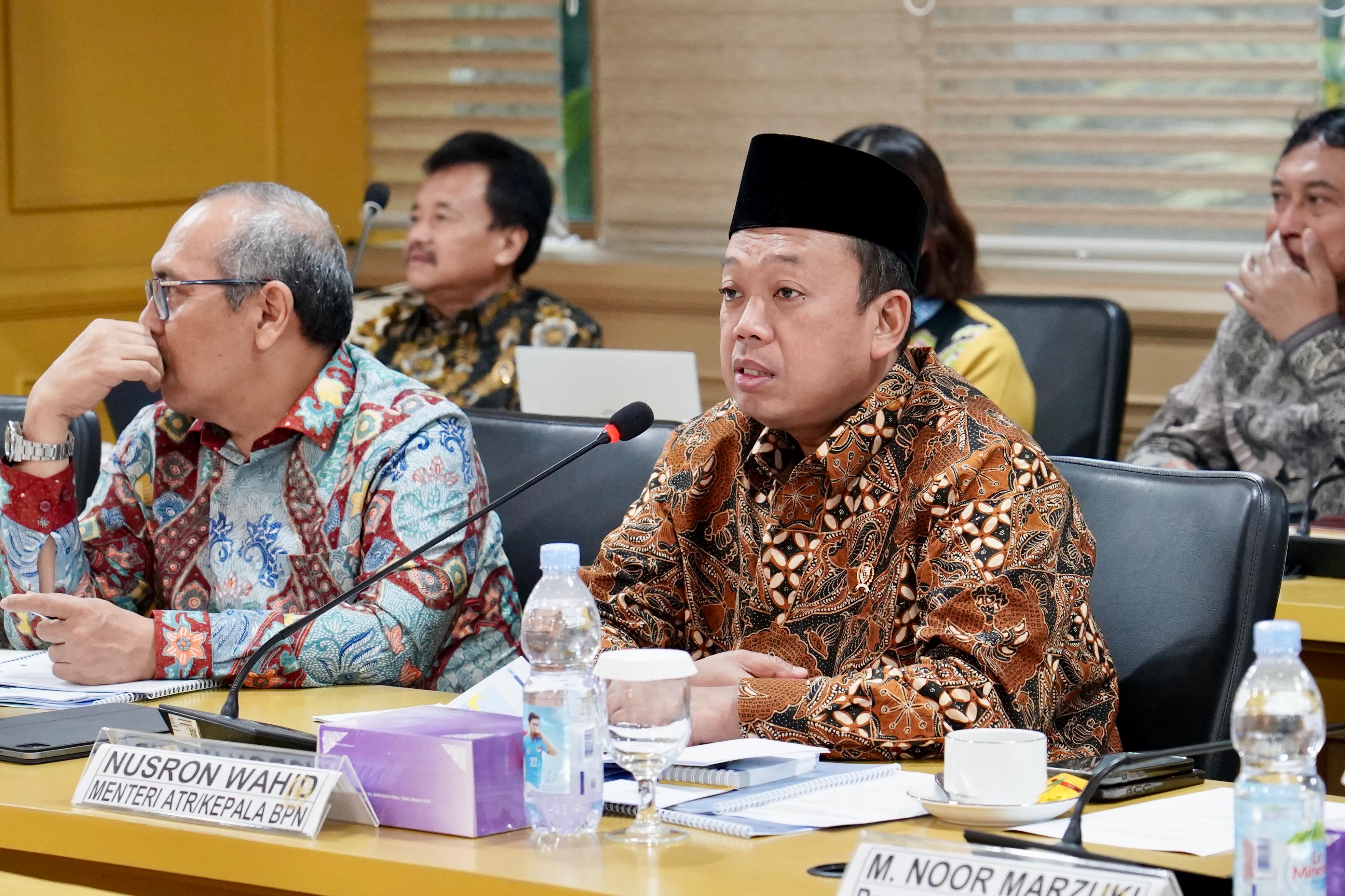 Menteri Nusron Jelaskan Soal Tanah di Food Estate Papua Selatan dan Penguasaan Fisik Tanah di NTB