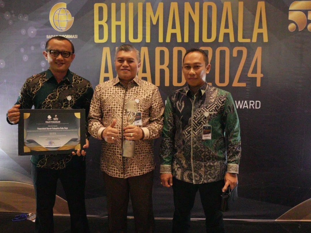 Pemkab Kubu Raya Raih Penghargaan Bhumandala Rajata