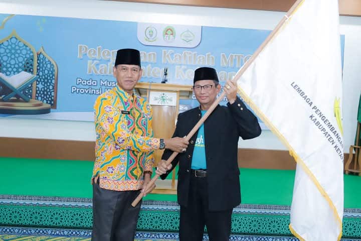 Wabup Farhan Lepas Keberangkatan Kafilah Ketapang Ikuti MTQ ke-XXXII Tingkat Provinsi Kalbar