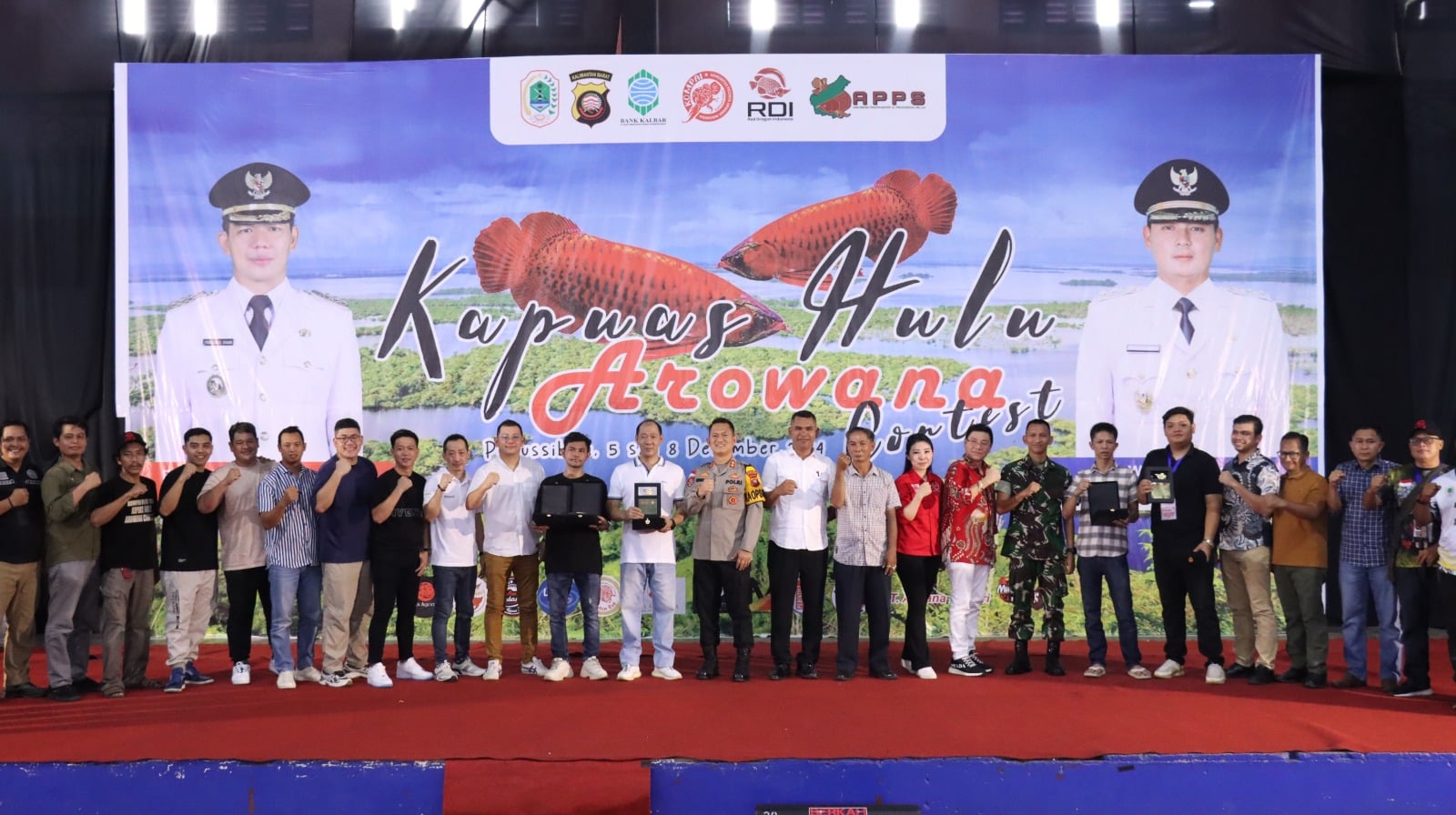 AKBP Hendrawan Hadiri Penutupan Kapuas Hulu Arowana Contest di Indoor Volly Putussibau