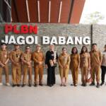 { \Illuminate\Support\Str::words($kategorix->post_title, 30, '') }}