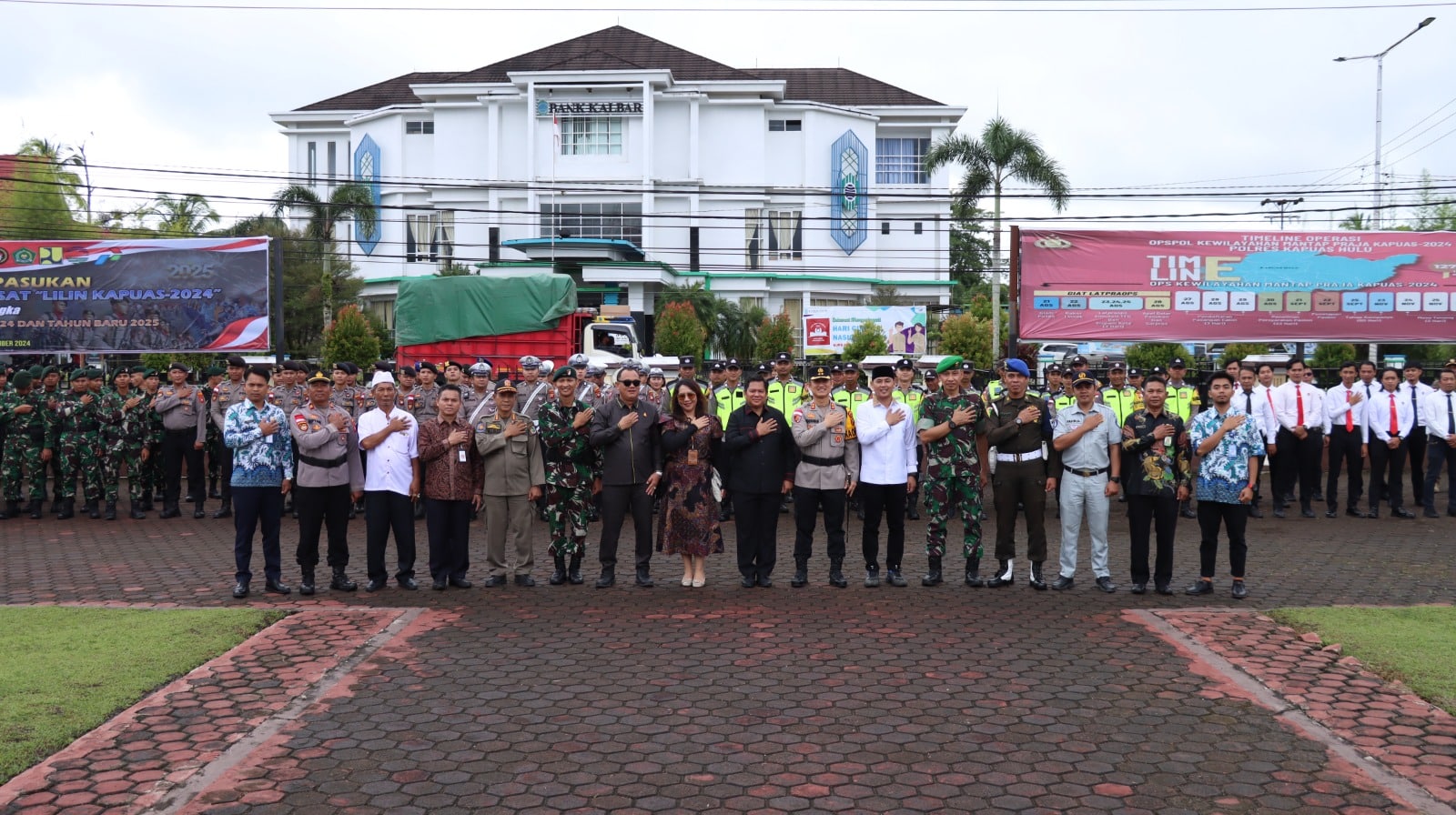 Apel Pasukan Operasi Lilin Kapuas 2024, Kapolres Kapuas Hulu: Puncak Arus Mudik-Balik Diperkirakan 21 Desember - 1 Januari 2025