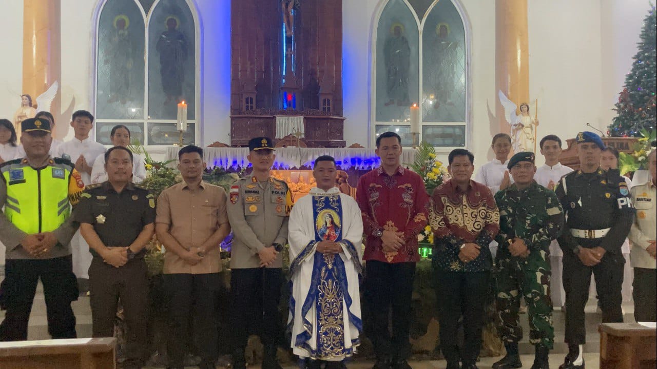 Forkopimda Kapuas Hulu Monitor Pengamanan Natal 2024 di Beberapa Gereja