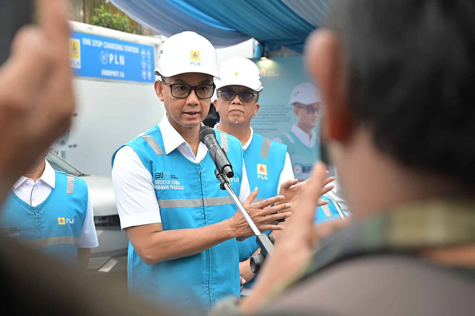 Tinjau SPKLU Bandung, Dirut PLN Pastikan Seluruh Infrastruktur EV Siap Layani Masyarakat 24 Jam