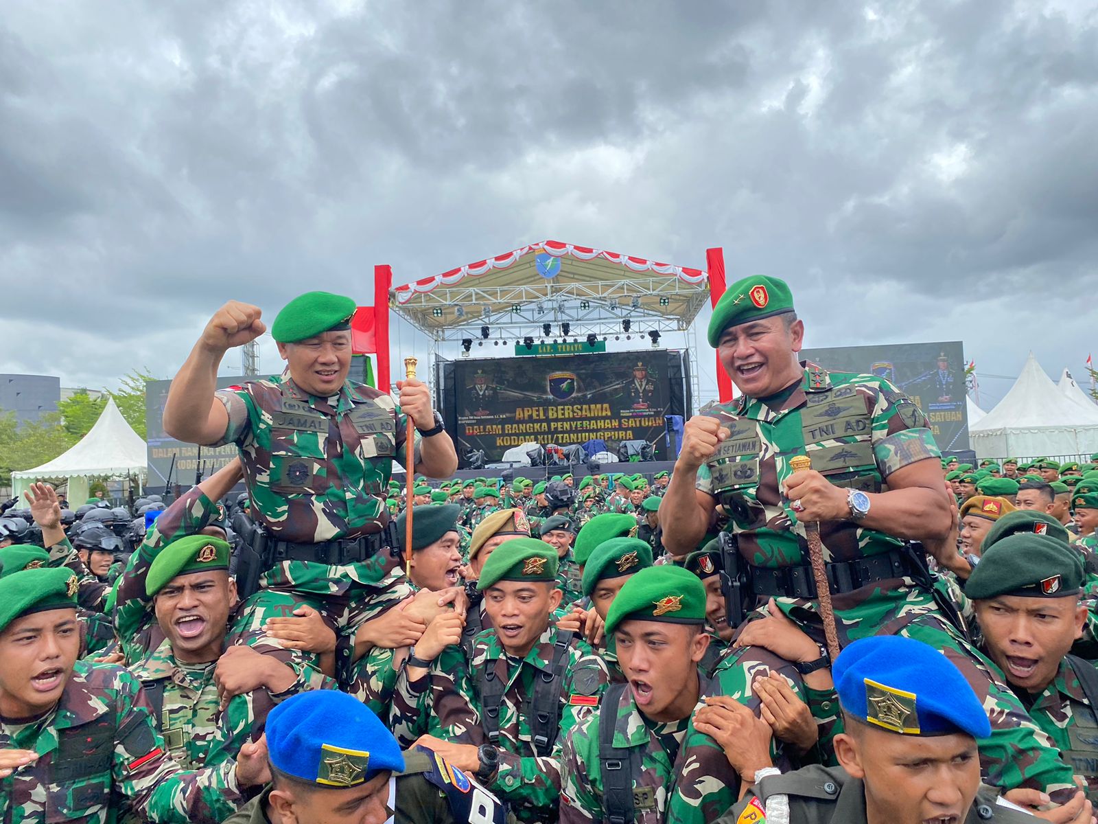 Yel-yel "Terpesona" Iringi Apel Penyerahan Pasukan Kodam XII Tanjungpura