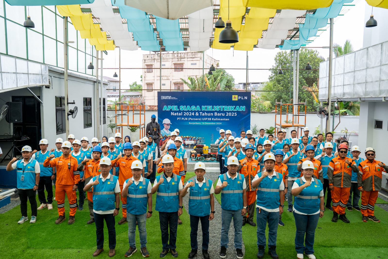 Siaga Kelistrikan Nataru 2025: PLN Turunkan 1.615 Pejuang Keandalan Pastikan Kalimantan Tetap Terang