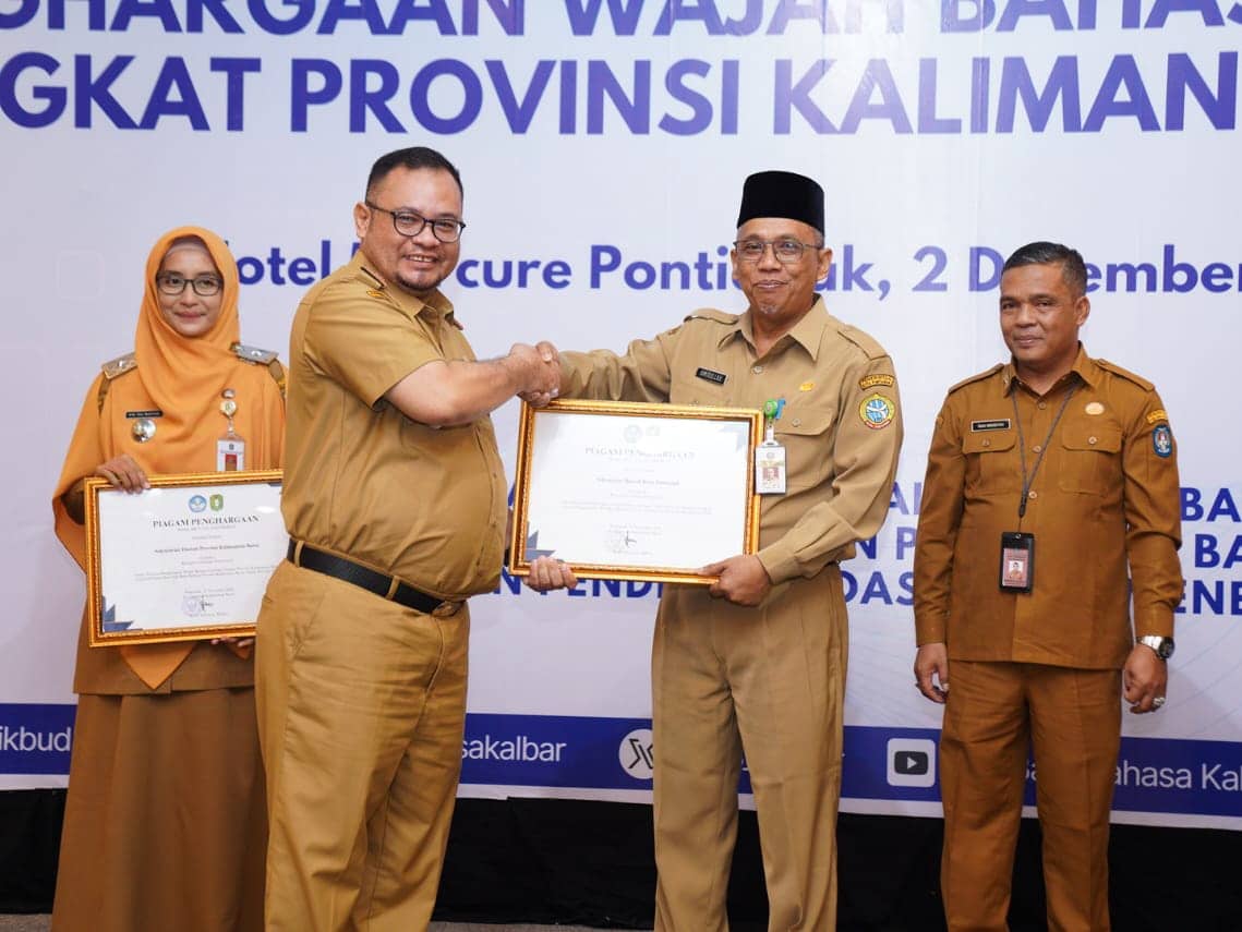 Sekretariat Daerah Kota Pontianak Raih Penghargaan Wajah Bahasa Lembaga