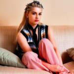 { \Illuminate\Support\Str::words($kategorix->post_title, 30, '') }}