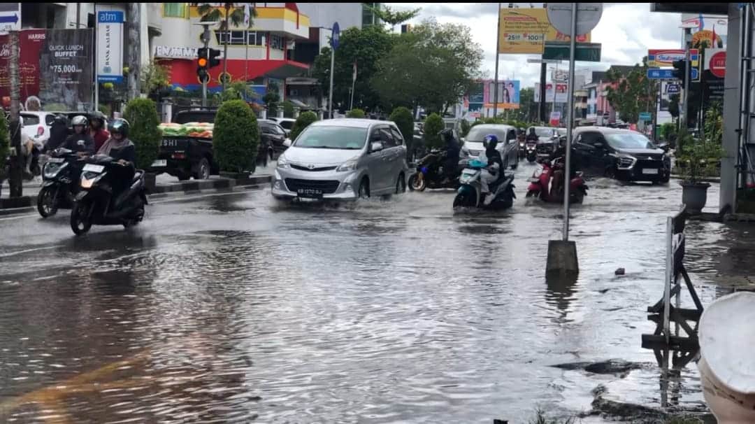 Pj Wali Kota Pontianak Imbau Warga Waspada Puncak Ketinggian Air Pasang
