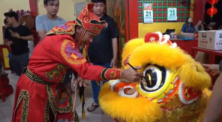 Barongsai di Pontianak Mulai Jalani Ritual Buka Mata, Ini Maknanya