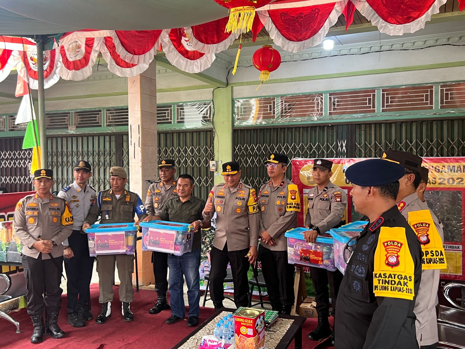 Pastikan Situasi Aman, Kapolda Kalbar Pantau Langsung Pos Pengamanan Imlek di Singkawang