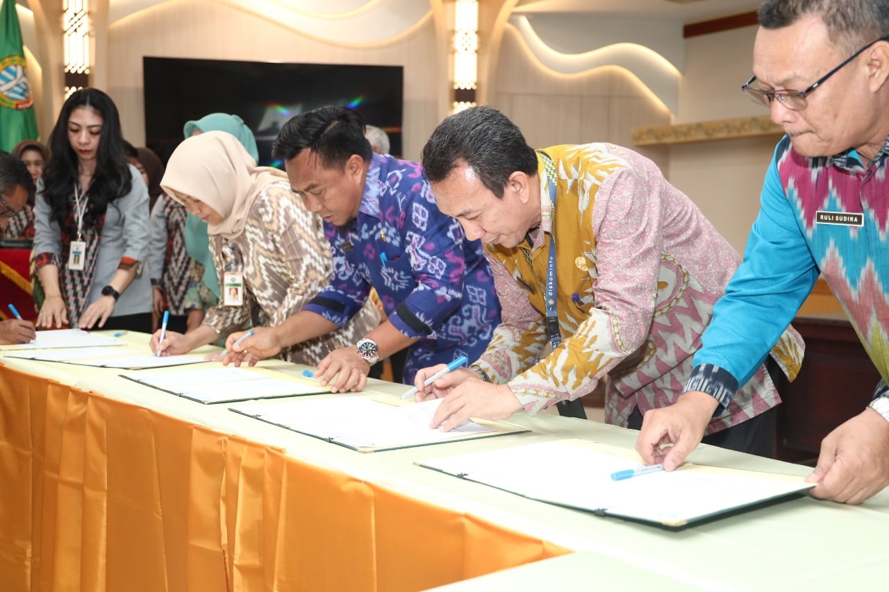 Kepala OPD Pemkot Pontianak Teken Perjanjian Kinerja 2025