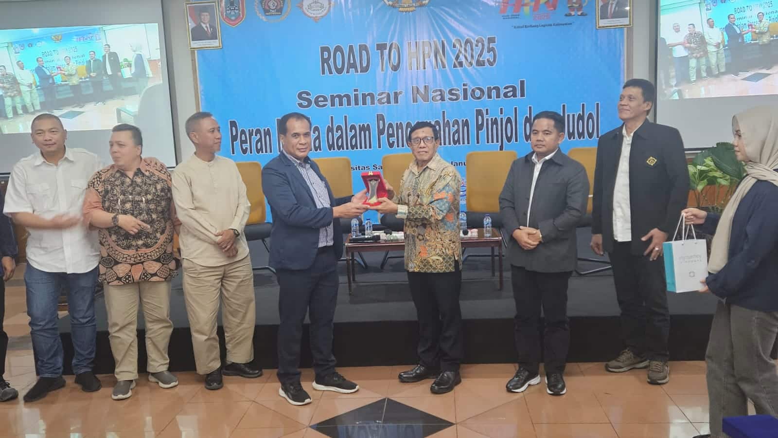 Literasi Jadi Kunci Pencegahan Pinjol Ilegal dan Judol