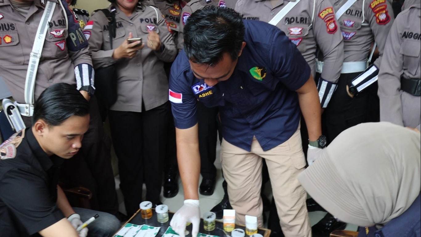 Polres Kapuas Hulu Gelar Tes Urine, AKBP Hendrawan: Pastikan Anggota Bebas Narkoba