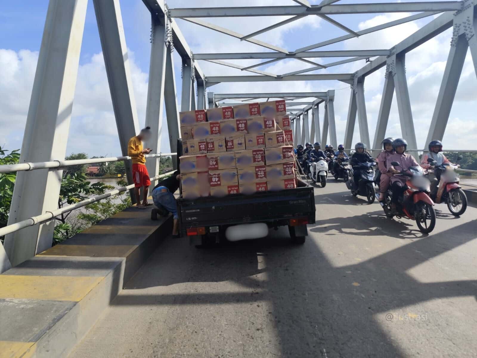 Tol Kapuas II Macet Parah, Gara-gara Kendaraan Tak Layak Mogok