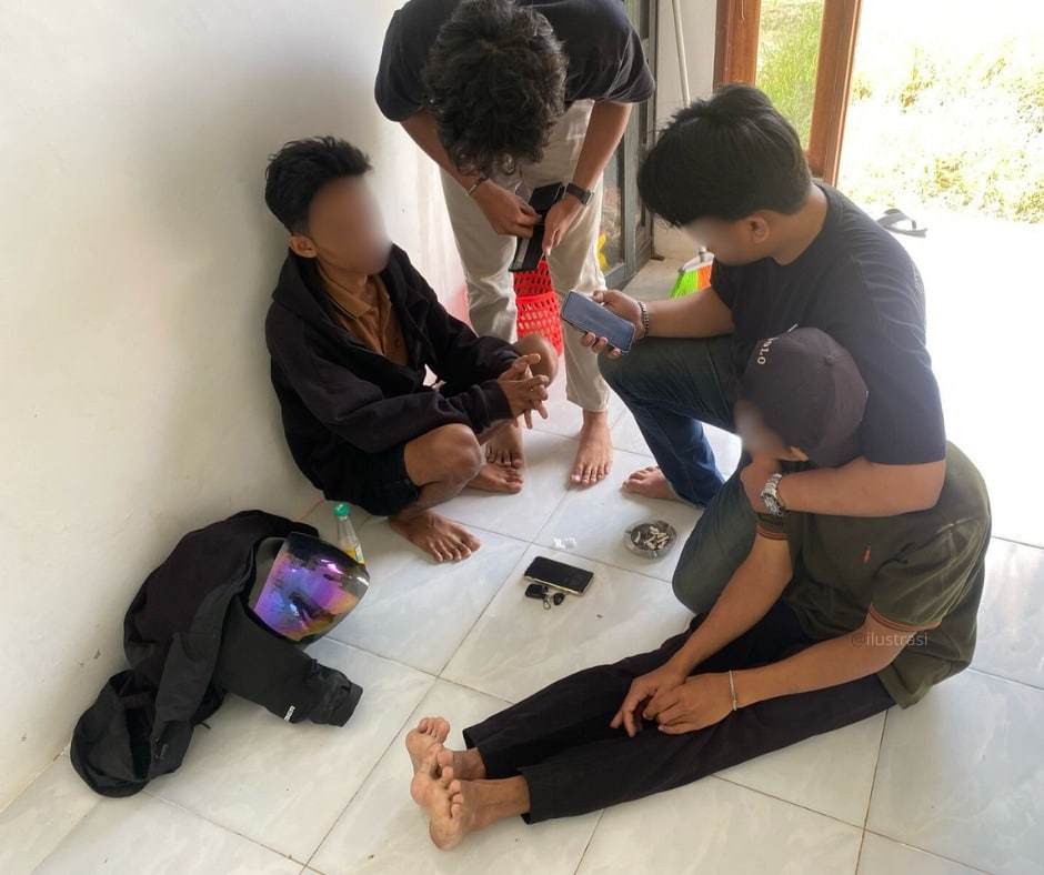 Tim Labubu Ringkus Dua Remaja Pengedar Sabu di Kecamatan Kakap