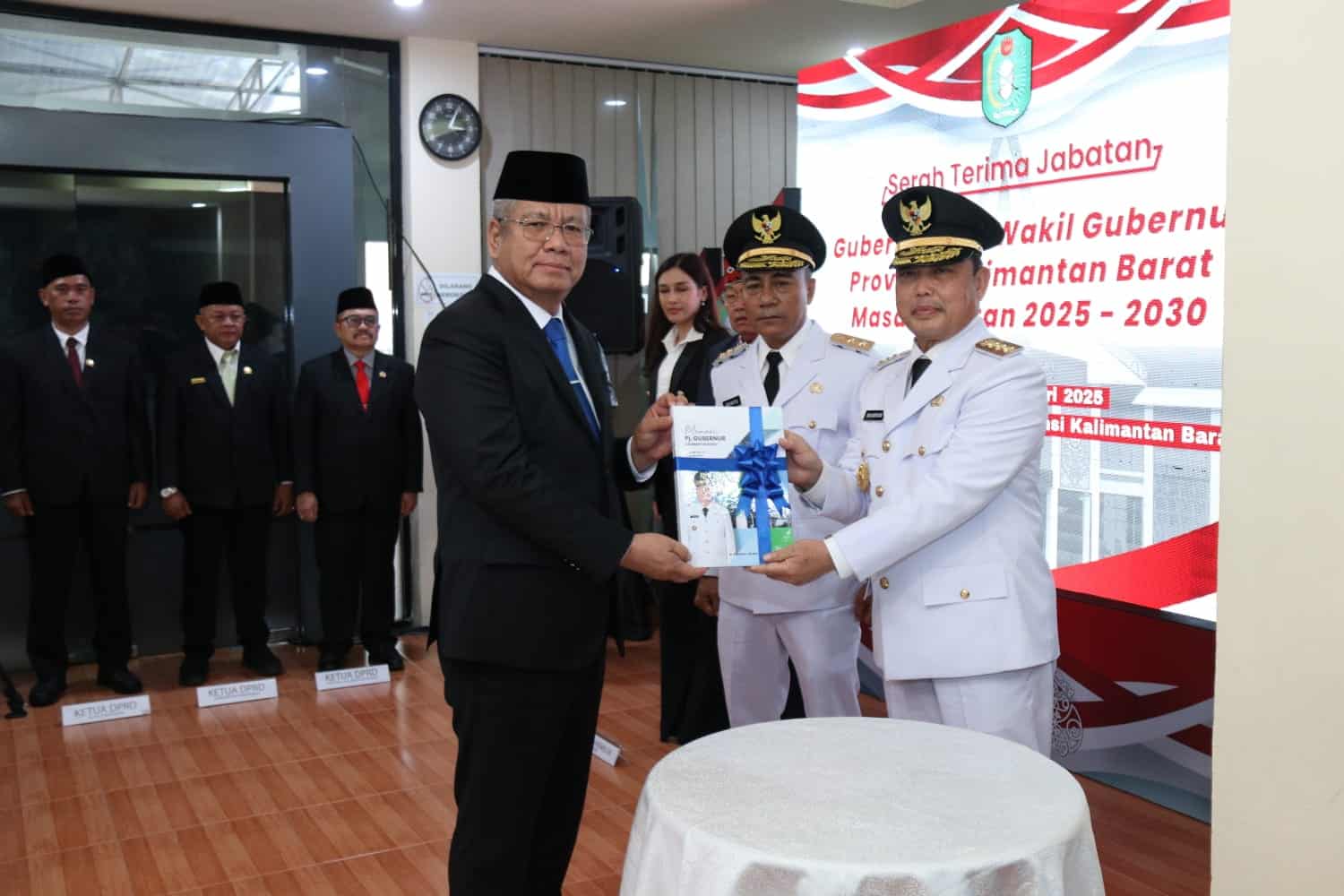 Gubernur Kalbar Ria Norsan Ajak Kepala Daerah yang Baru Dilantik Tingkatkan IPM