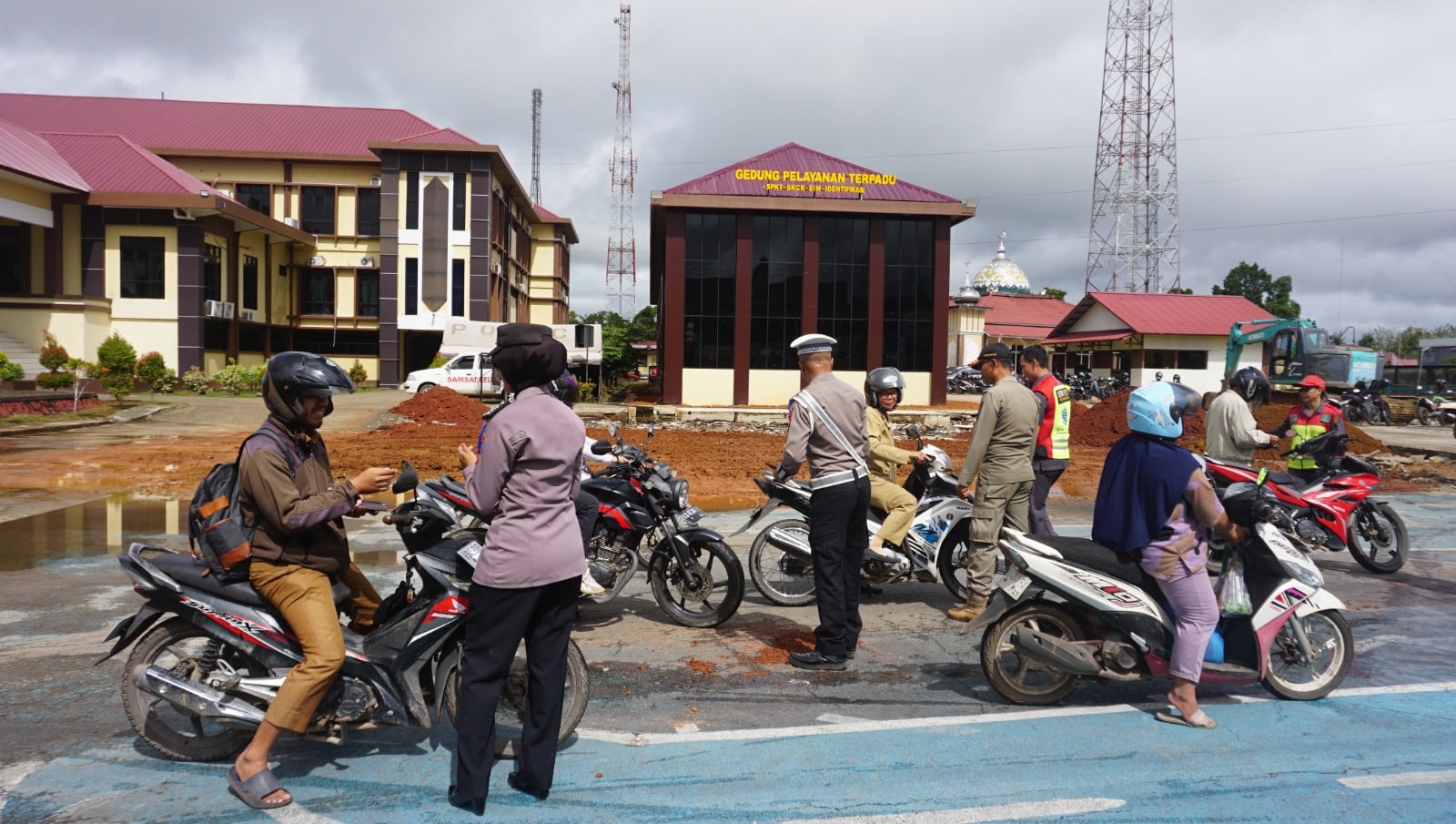 Operasi Keselamatan Kapuas 2025, Satlantas Polres Kapuas Hulu Tilang 12 Pelanggar dan Tegur 7 Pengendara