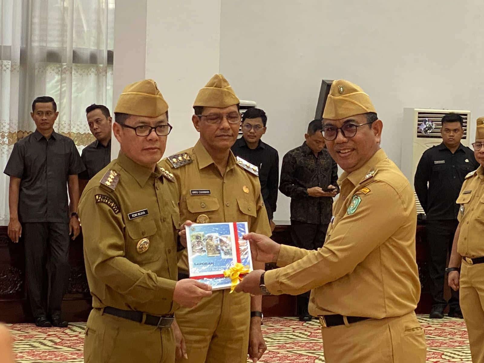 Selesai Retret, Bupati dan Wakil Bupati Kayong Utara Langsung Sertijab