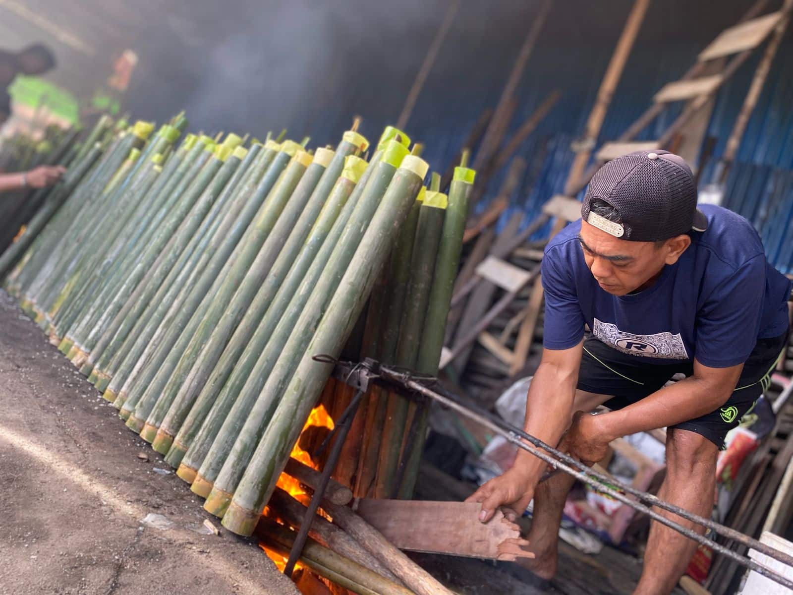 Lemang, Kuliner Khas Pontianak yang Selalu Dinanti Saat Ramadhan