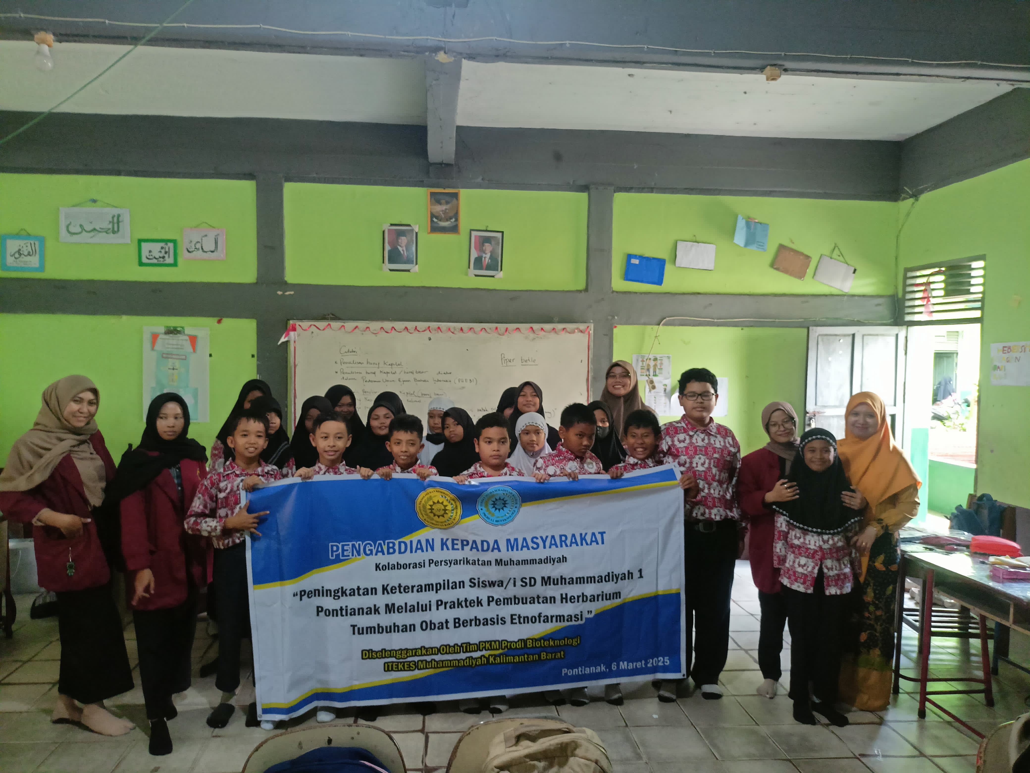 Edukasi Konservasi Sejak Dini Melalui Praktek Herbarium Tanaman Obat Bagi Siswa SD Muhammadiyah 1 Pontianak