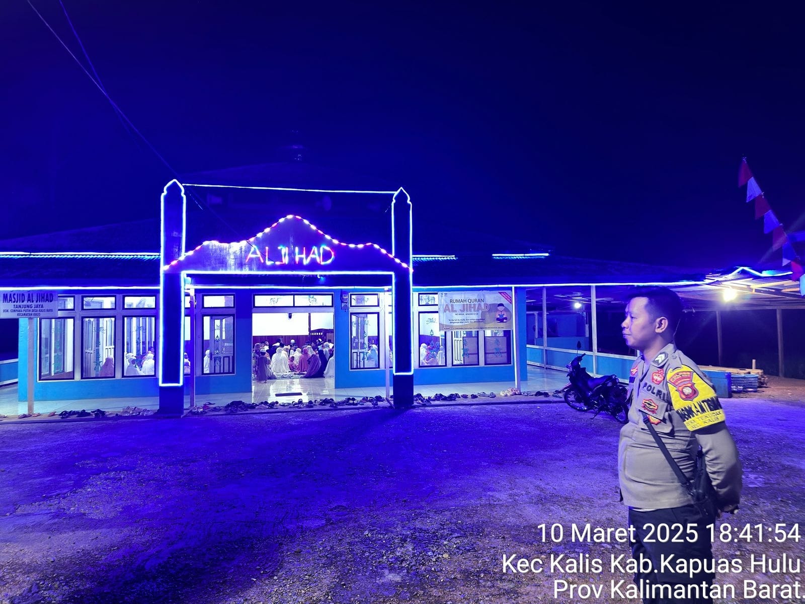 Polsek Kalis Laksanakan Pengamanan Ibadah Shalat Isya dan Tarawih di Tiga Masjid
