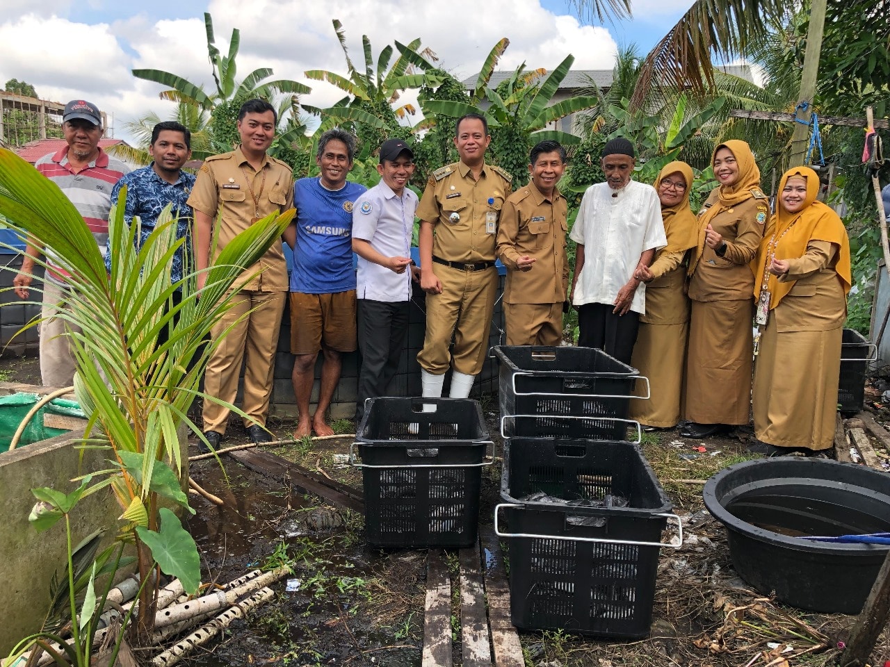 Pembudidaya Ikan “Kampung Sehat” Panen 135 Kg Ikan Lele