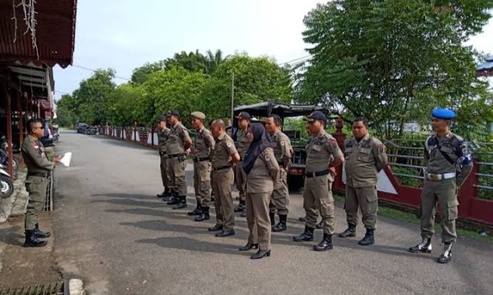 Sat Pol PP Kapuas Hulu Amankan Dua Remaja Putri di Rumah Kos, Langsung Discreening HIV