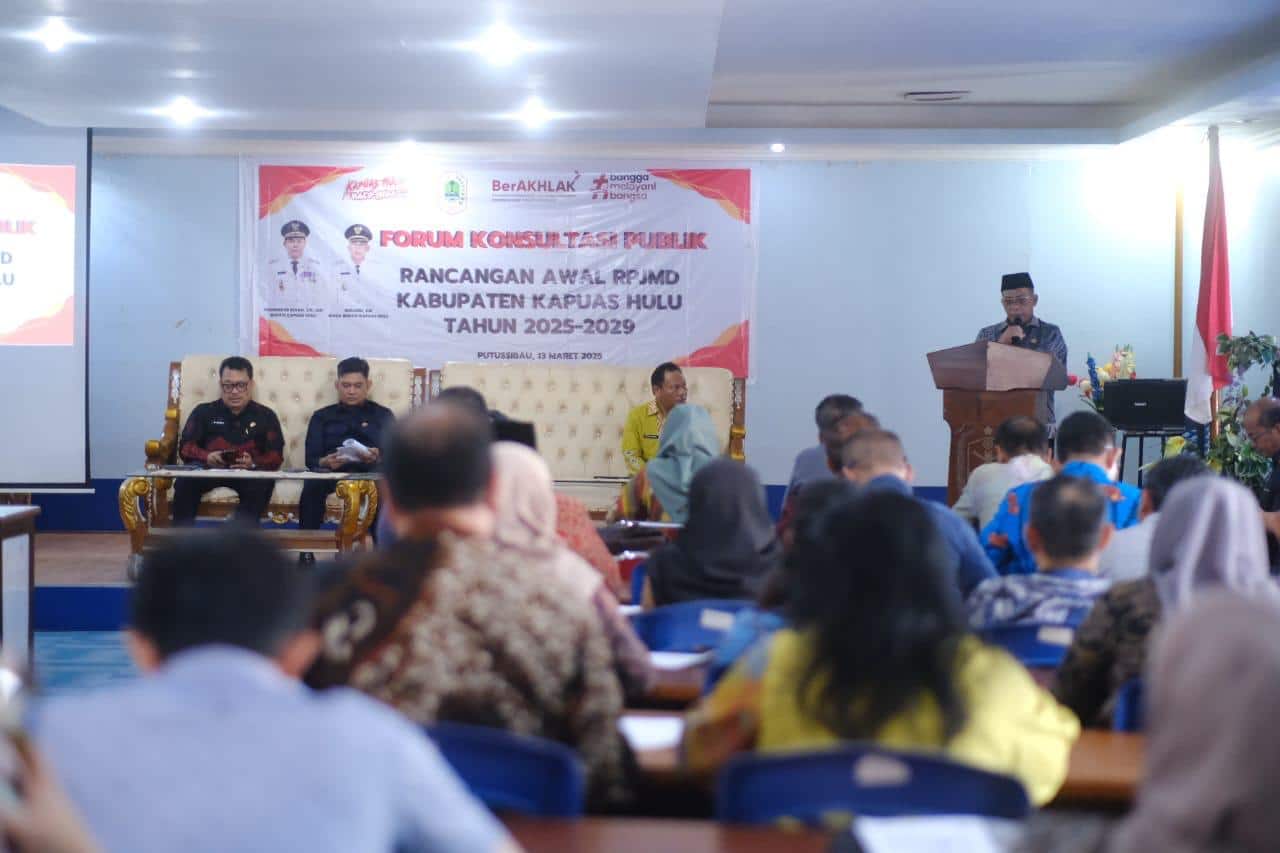 Wabup Sukardi Resmi Buka FKP Rancangan Awal RPJMD Kapuas Hulu Tahun 2025 - 2029