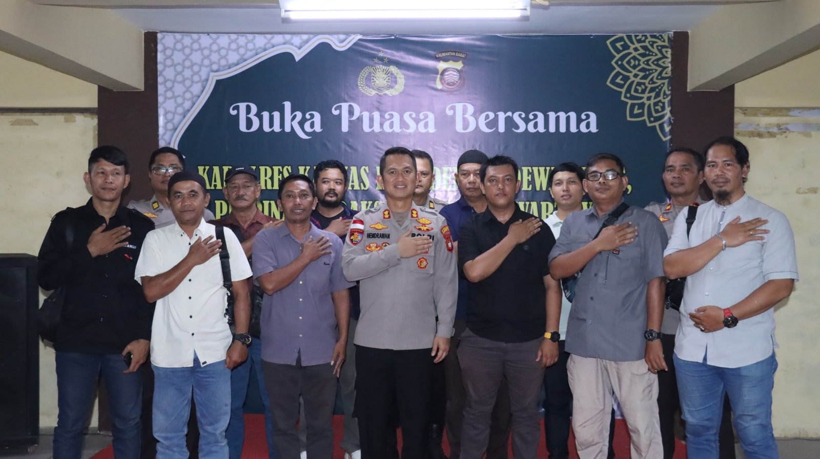 Momen Ramadhan, Polres Kapuas Hulu dan Wartawan Buka Puasa Bersama