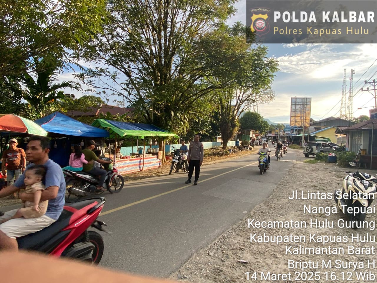 Polsek Hulu Gurung Laksanakan Patroli dan Pengamanan Pasar Juadah