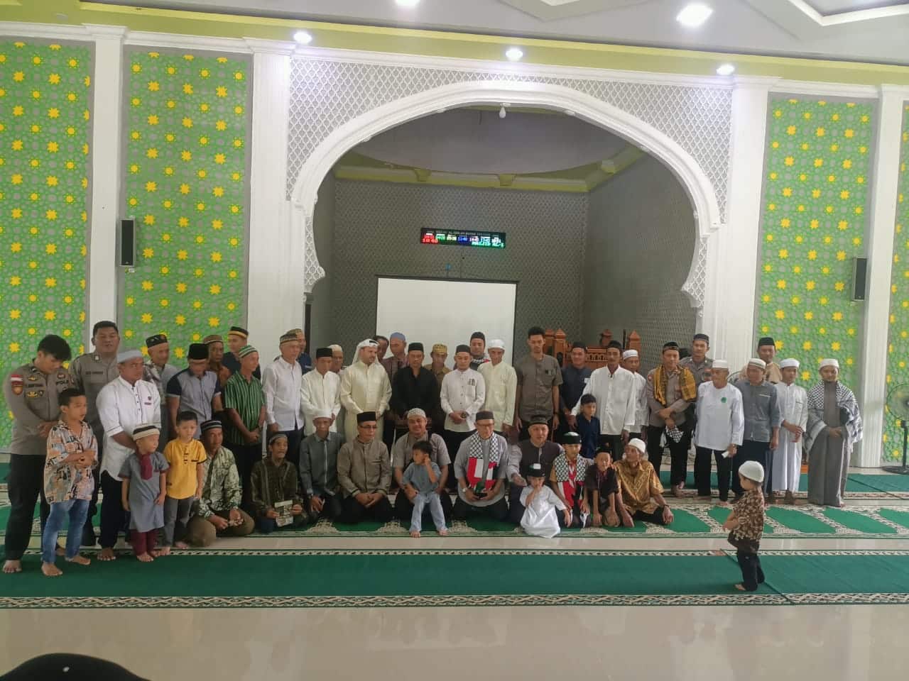 Peduli Palestina, KNRP Safari Ramadhan di Boyan Tanjung