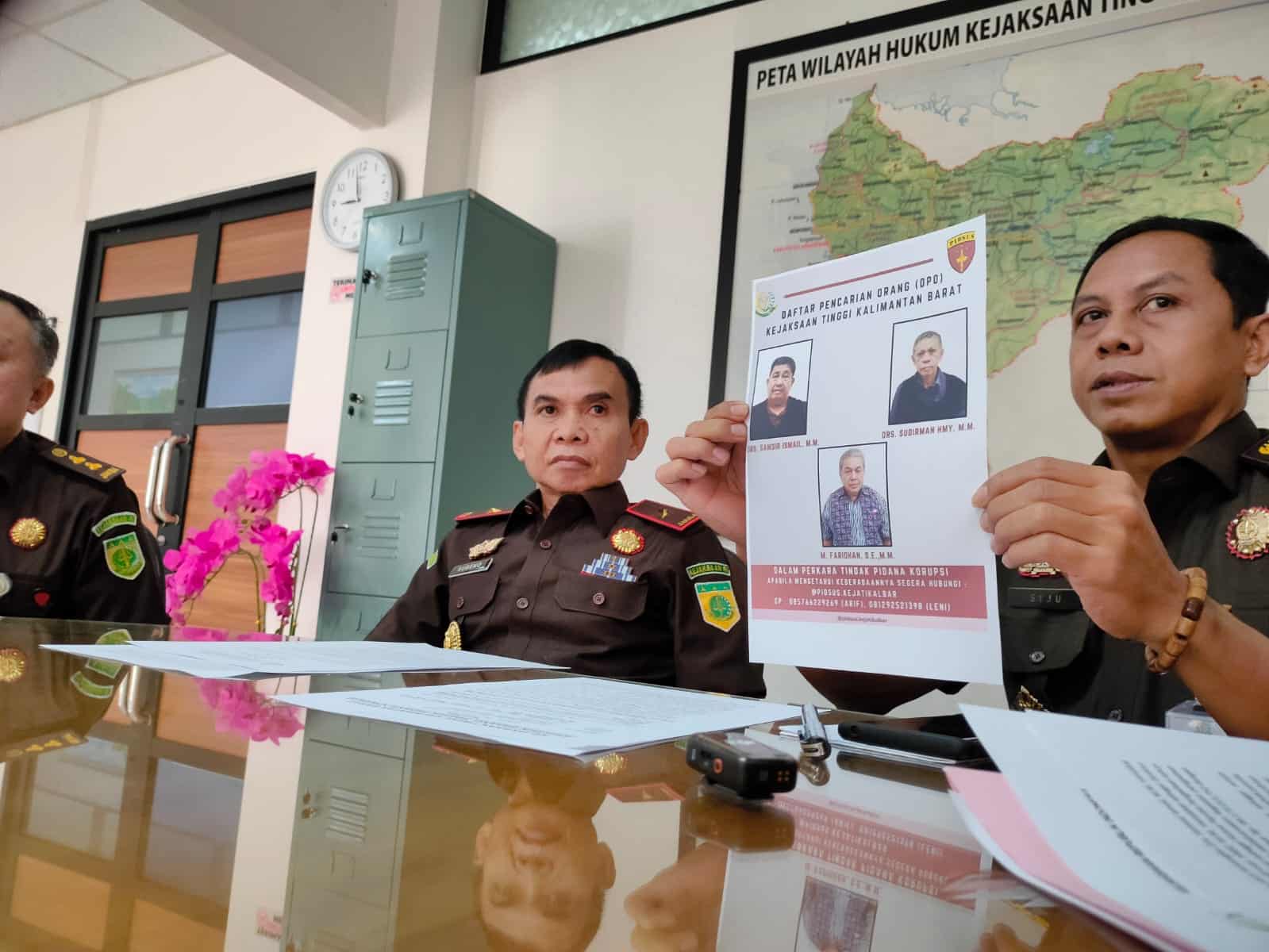 Tiga Tersangka Korupsi Pengadaan Tanah Bank di Kalbar Ditetapkan Sebagai DPO