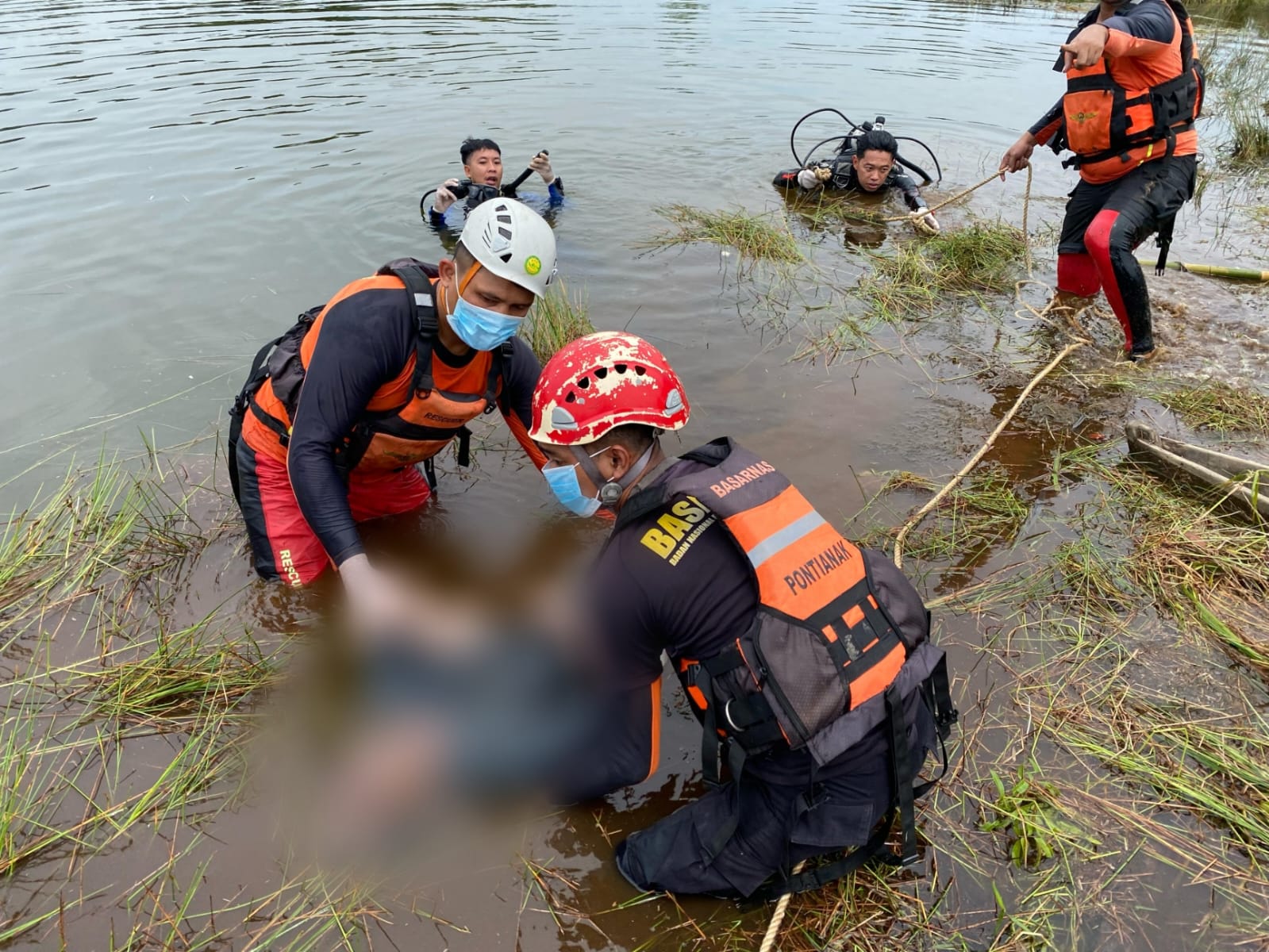 Warga Sintang Ditemukan Tewas Tenggelam Usai Mencari Ikan di Danau Tepang