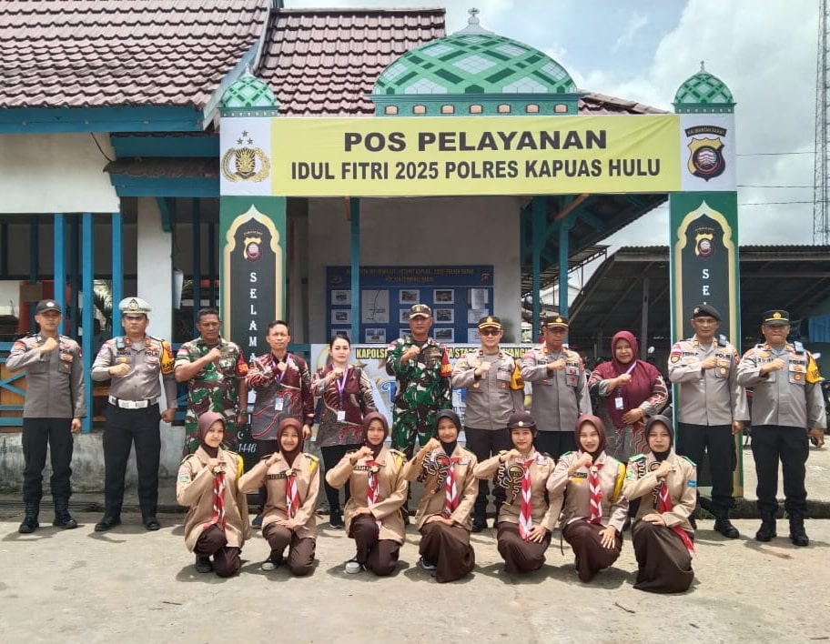 Wakapolres Kapuas Hulu Tinjau Pos Pelayanan Idul Fitri 2025 di Badau