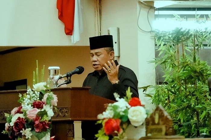 Heri Mustamin Tanggapi Perubahan Target Penuntasan Jalan Rusak oleh Gubernur Norsan