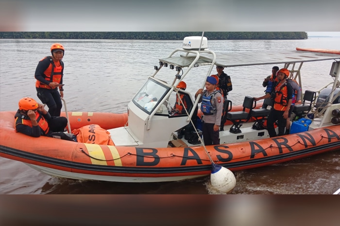 Hari Ketiga Pencarian Korban Speedboat Tenggelam di Kubu Raya: Tiga Orang Masih Hilang, Cuaca Jadi Kendala