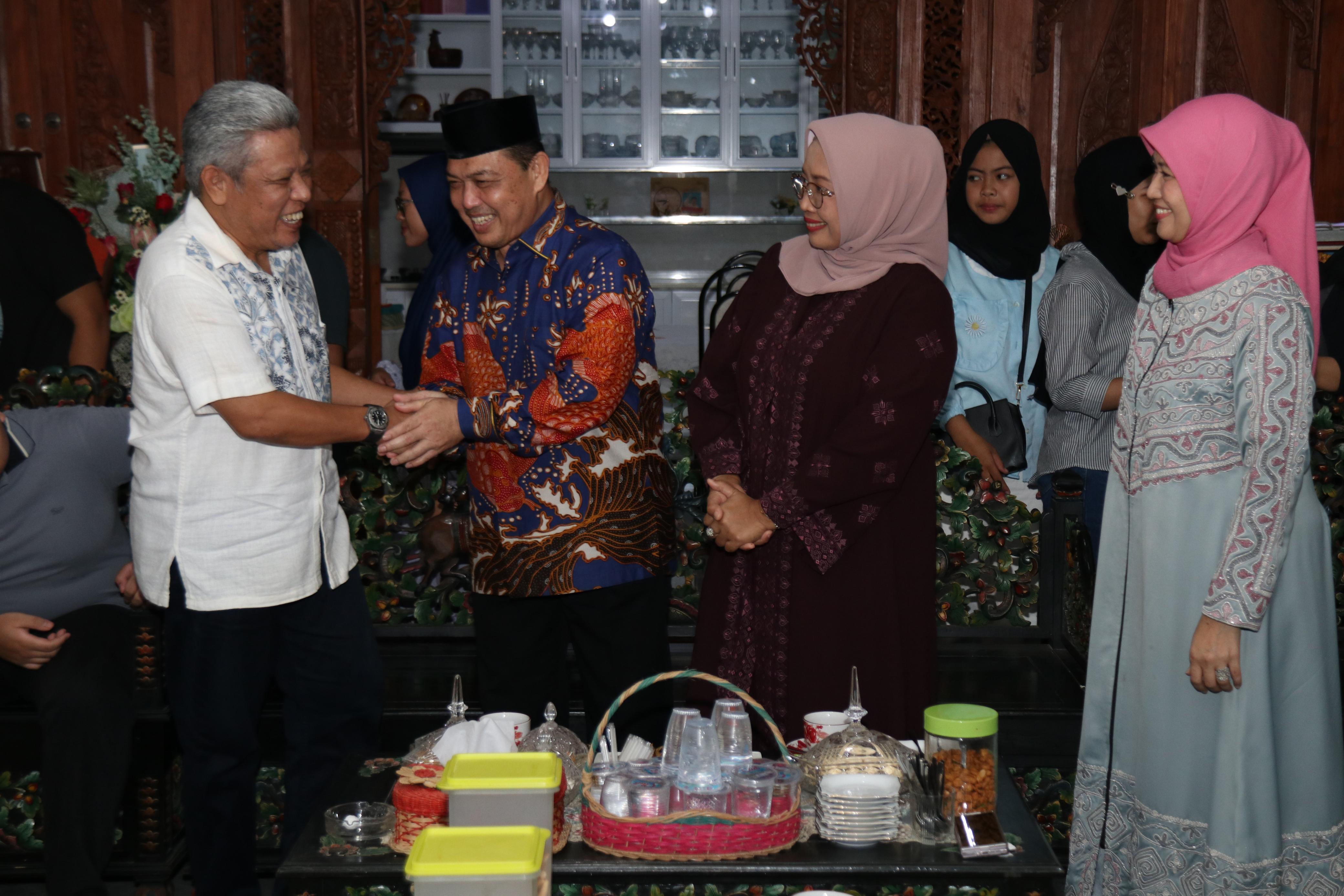 Momen Idul Fitri, Gubernur Kalbar Jalin Silaturahmi ke Tokoh Masyarakat Dan Anggota DPR RI