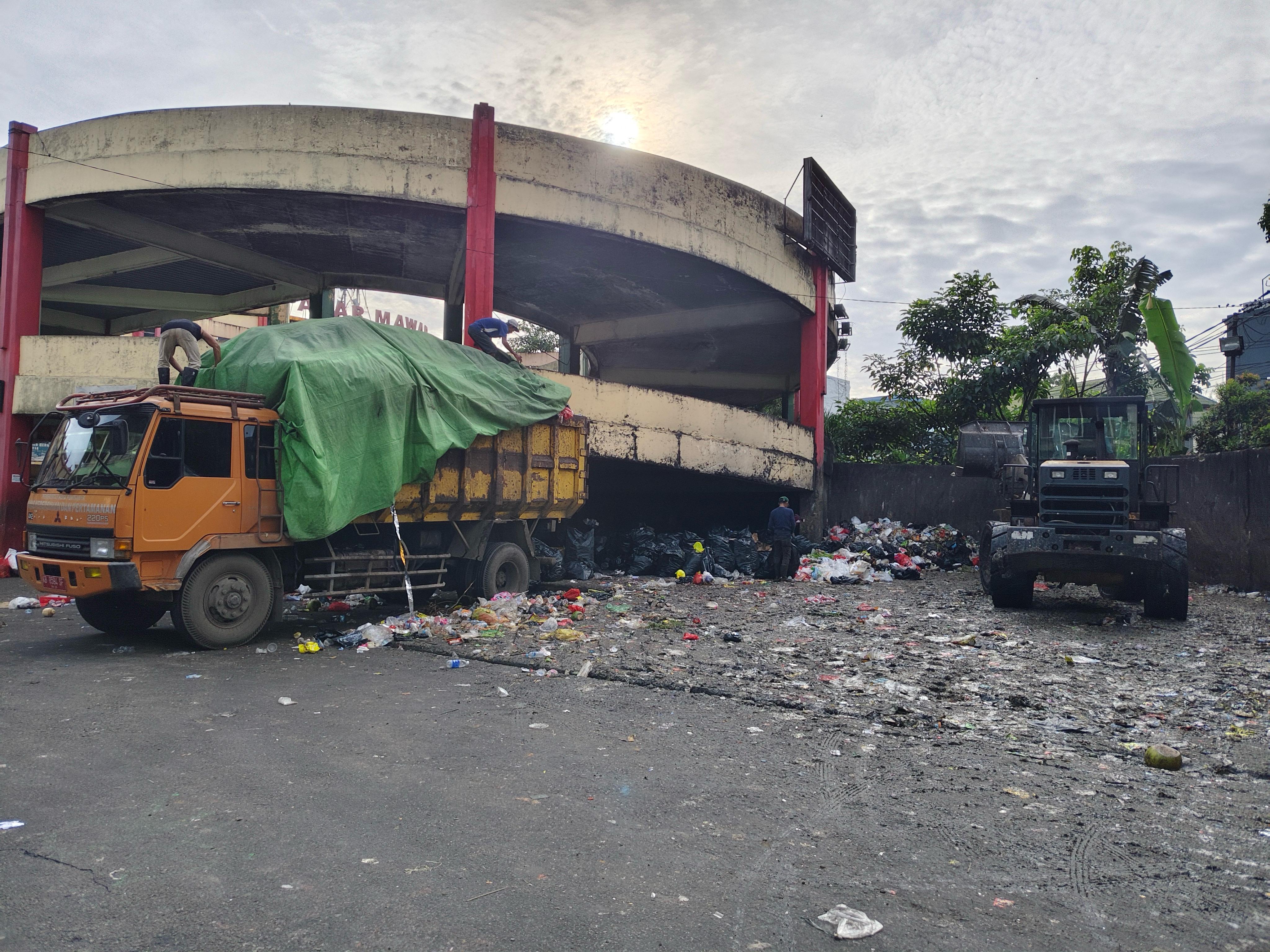 Selama Lebaran Volume Sampah di Kota Pontianak Meningkat Drastis