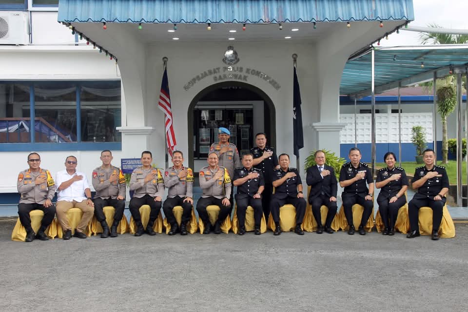 Berantas Kejahatan Lintas Batas Negara, Polda Kalbar Jalin Kerja Sama dengan Kepolisian Sarawak Malaysia