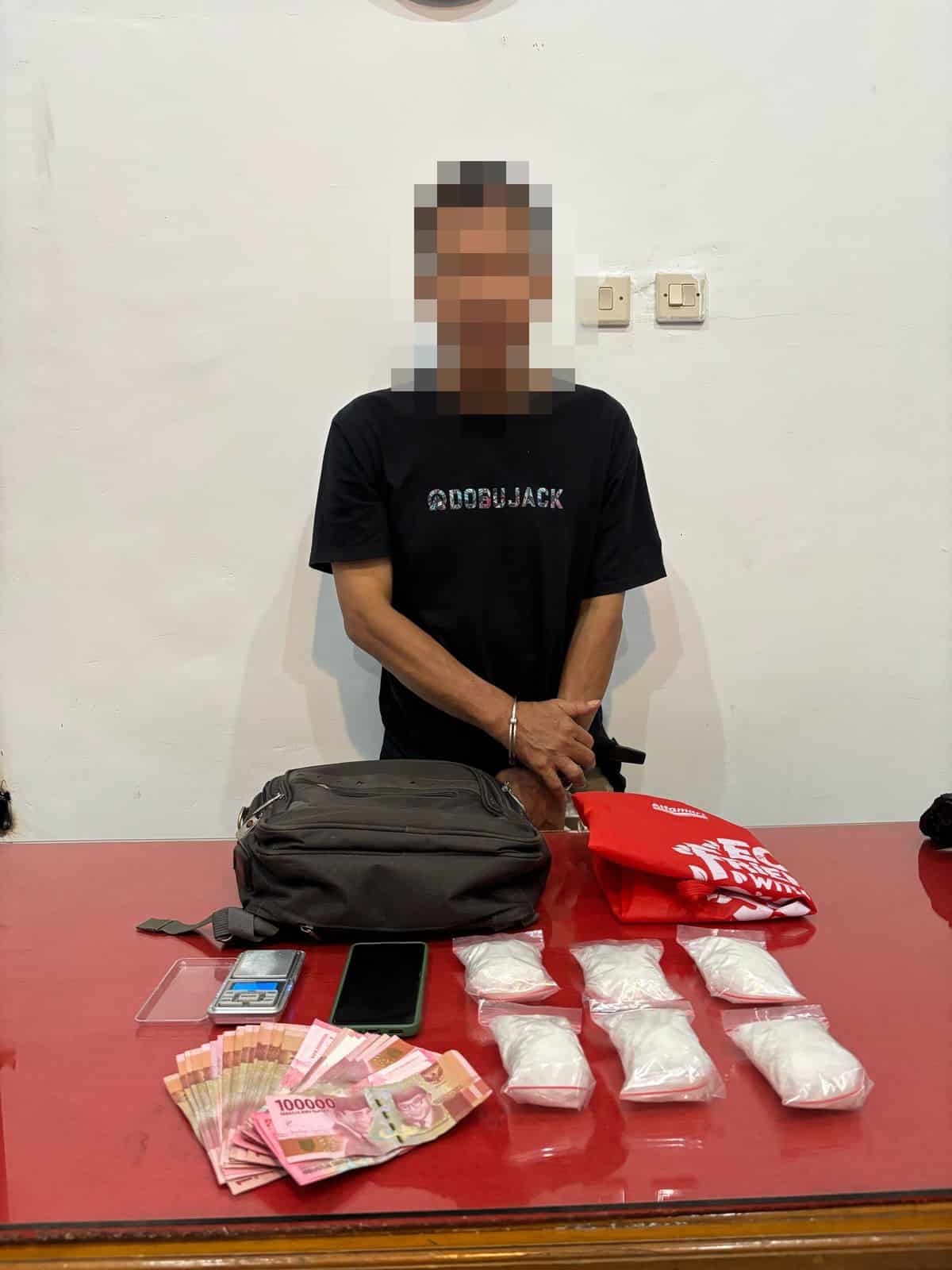 Bawa 6 Ons Sabu Lewat Depan Kantor Polisi, Warga Sandai Ditangkap