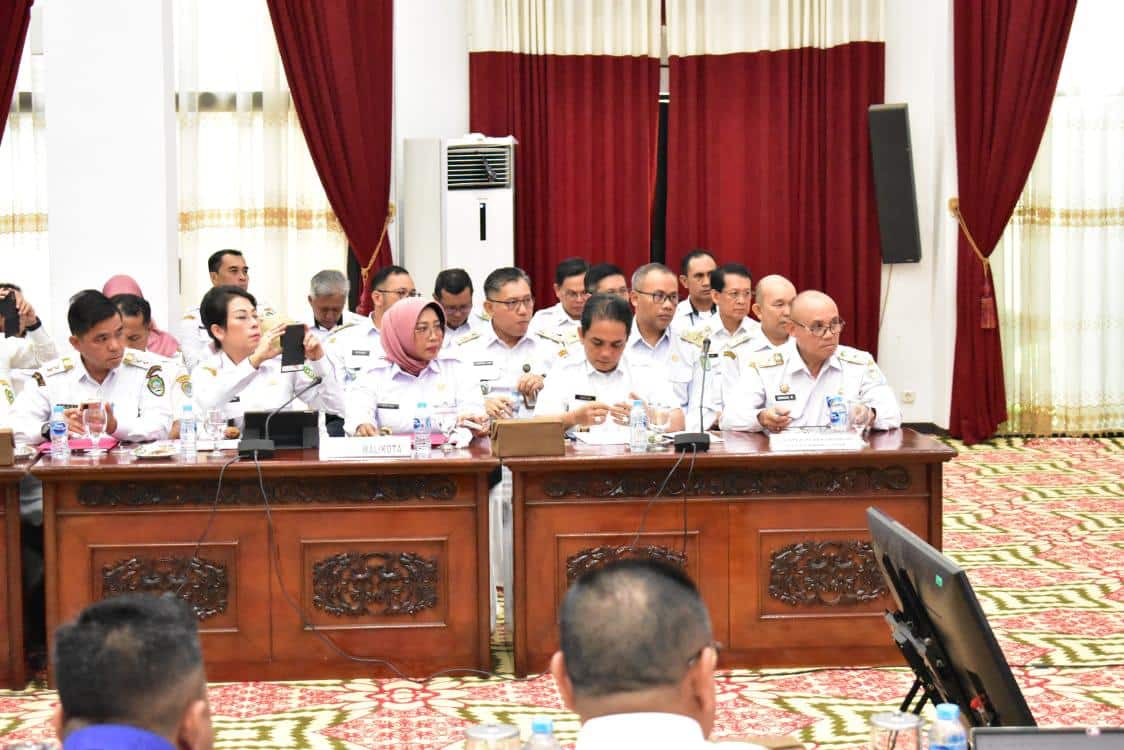 Bahasan: Butuh Ikhtiar Keras dan Sinergi Antar Daerah Untuk Kejar Target Ekonomi 2025