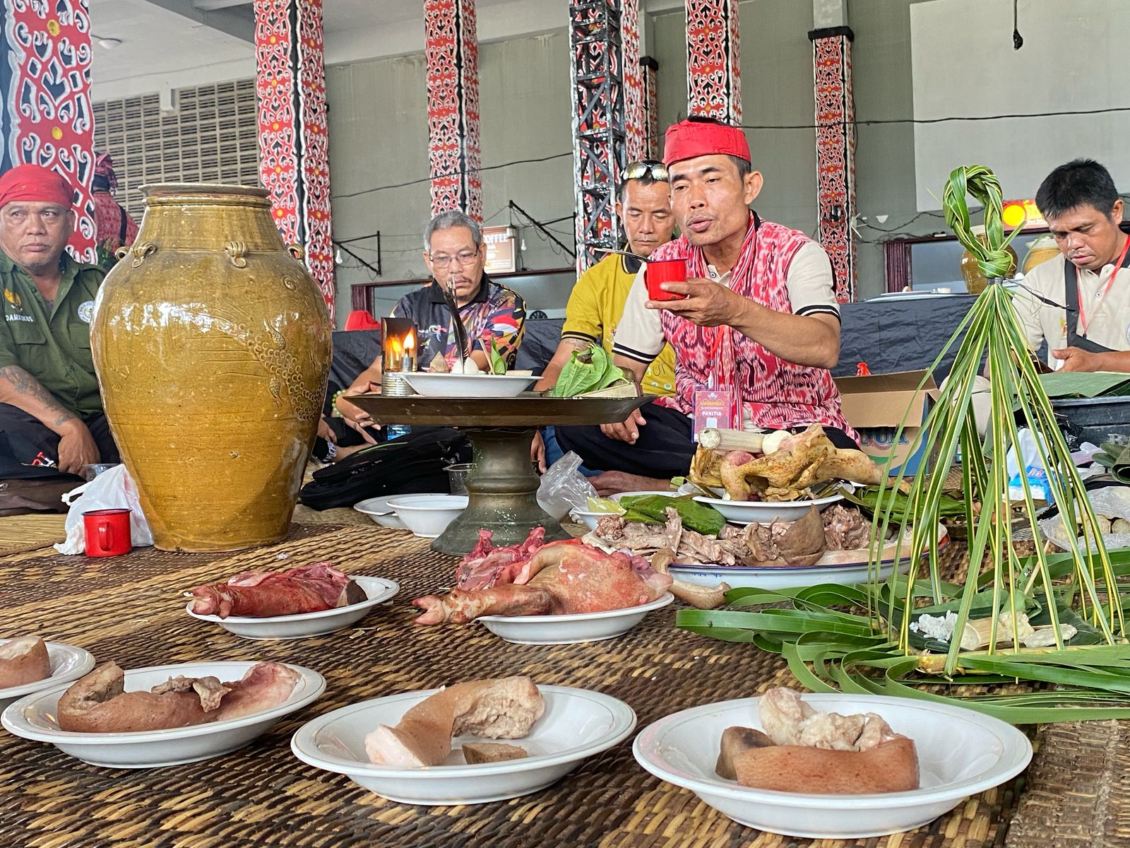 DAD Pontianak Gelar Ritual Ngampar Bide Jelang Naik Dango ke-2