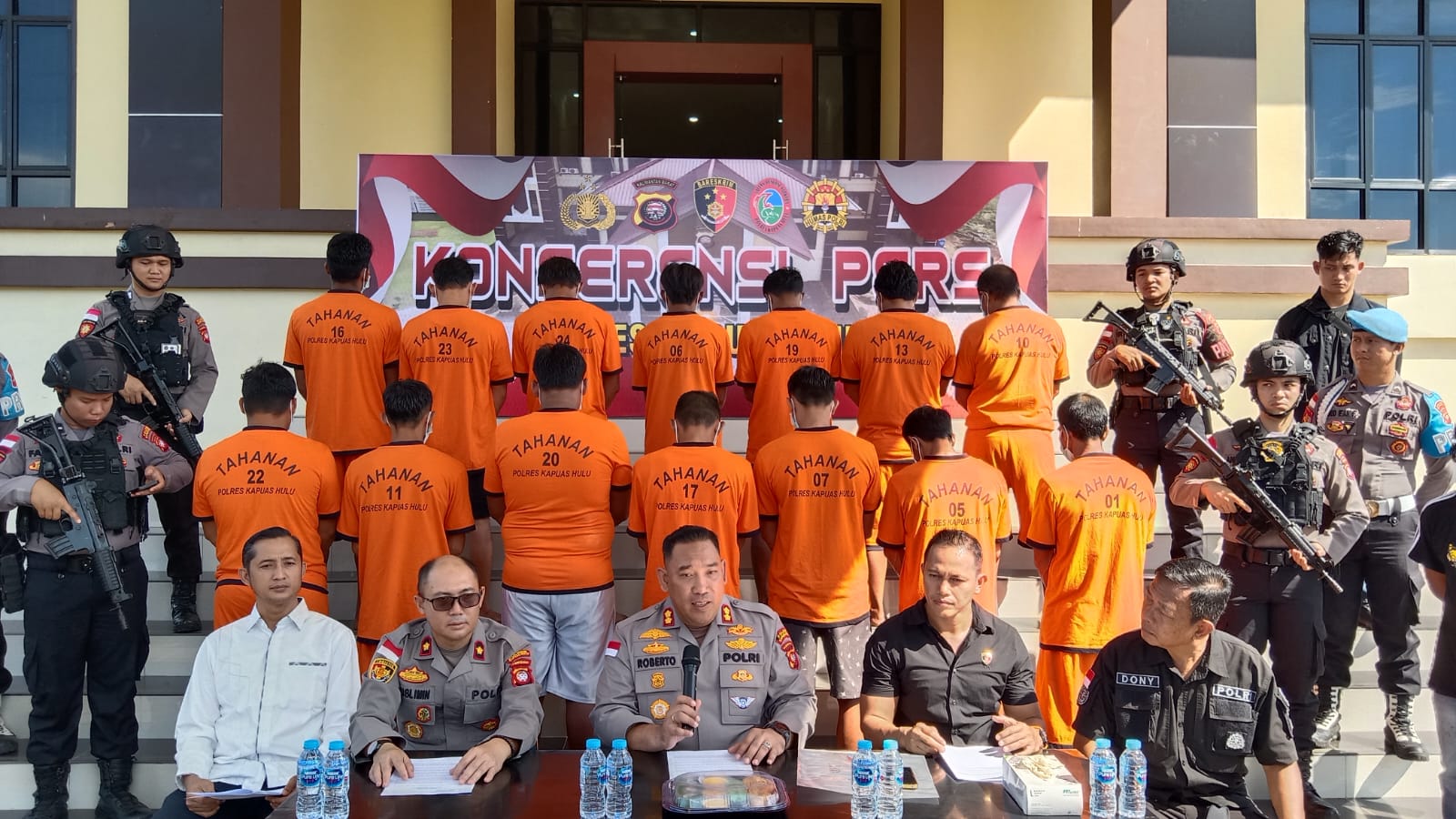 Polres Kapuas Hulu Tetapkan 15 Tersangka Tindak Pidana Pengeroyokan