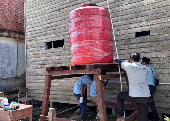PLN Bangun Fasilitas MCK di MTS Al Ikhlas Longkali, Wujud Kepedulian di Bulan Ramadan