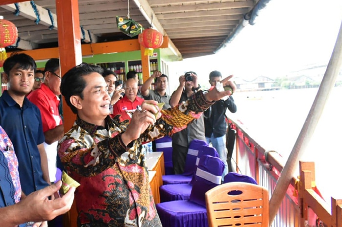 Festival Bakcang 2576 Meriahkan Pontianak, Seribu Bakcang Halal Dibagikan Gratis dan Tiga Kapal Wisata Disiapkan