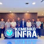 { \Illuminate\Support\Str::words($kategorix->post_title, 30, '') }}